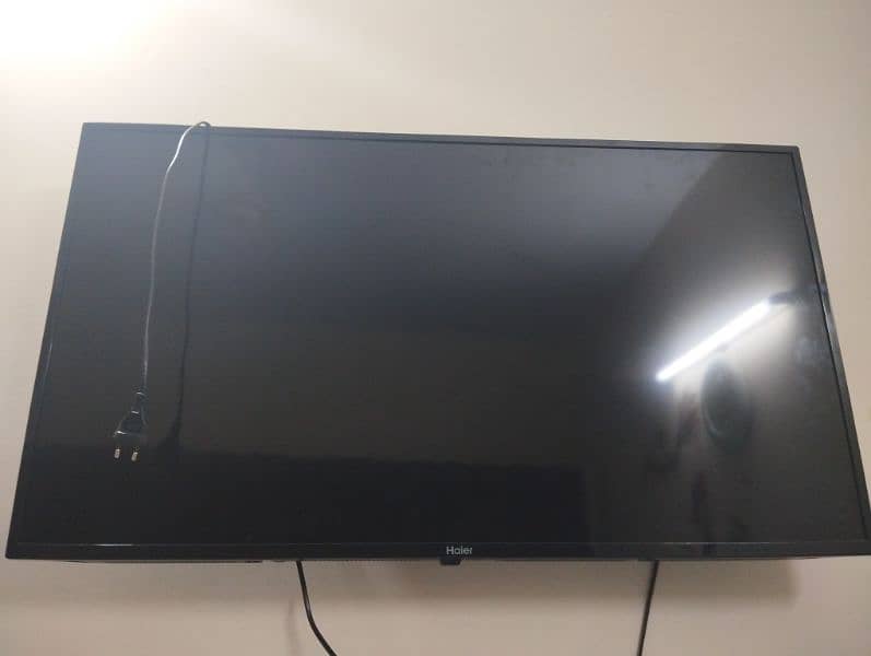 43 inch Haier TV 1