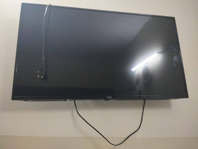 43 inch Haier TV 4