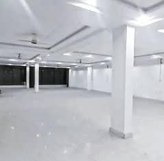 Hall First Floor 10 Marla 30 100 For Rent Main Susan Road Madina Town Faisalabad Vip Location