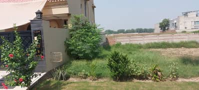 10 Marla Ideal location for sale in Fazaia Housing Scheme 1 Lahore 0