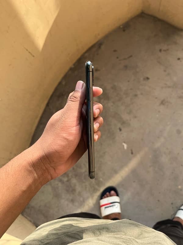 iPhone xs max pta 1