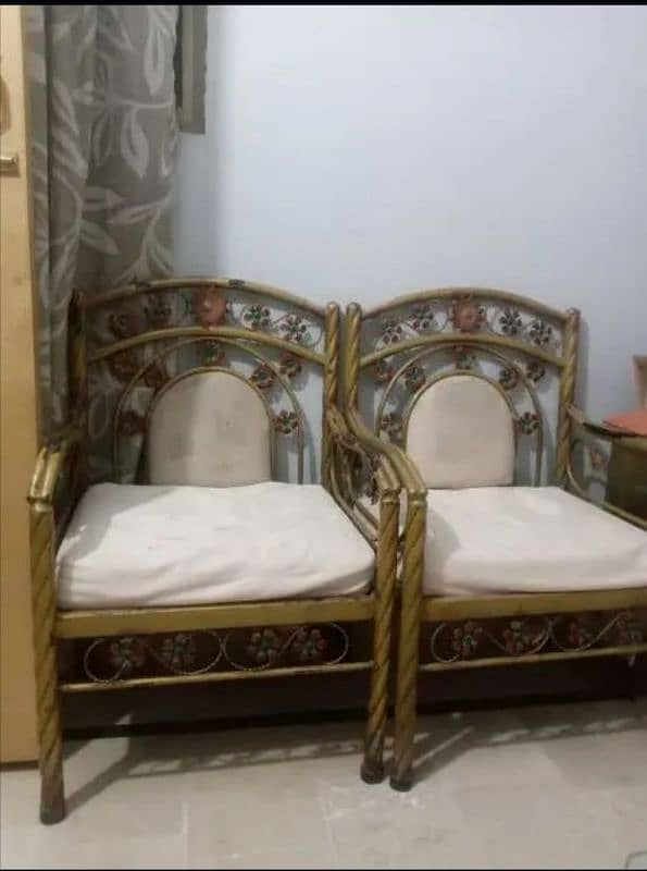 5 seater iron sofa with iron table 2