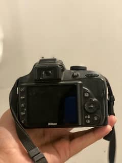 Nikon D3400 (with kit lens) 0