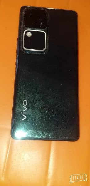 Vivo V30 Mobile 1