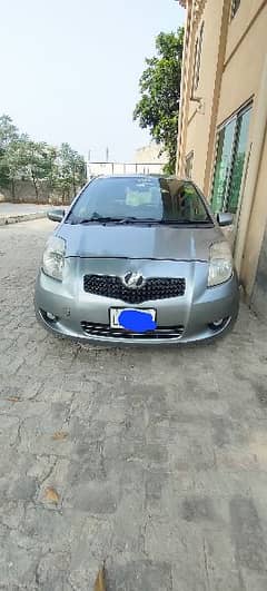 Toyota Vitz 2011