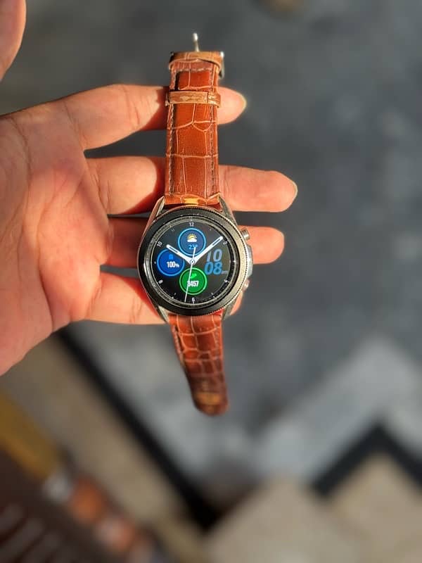 Samsung Galaxy Watch 3 classic (45MM cellular) 1