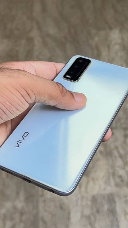 vivo y 20 2