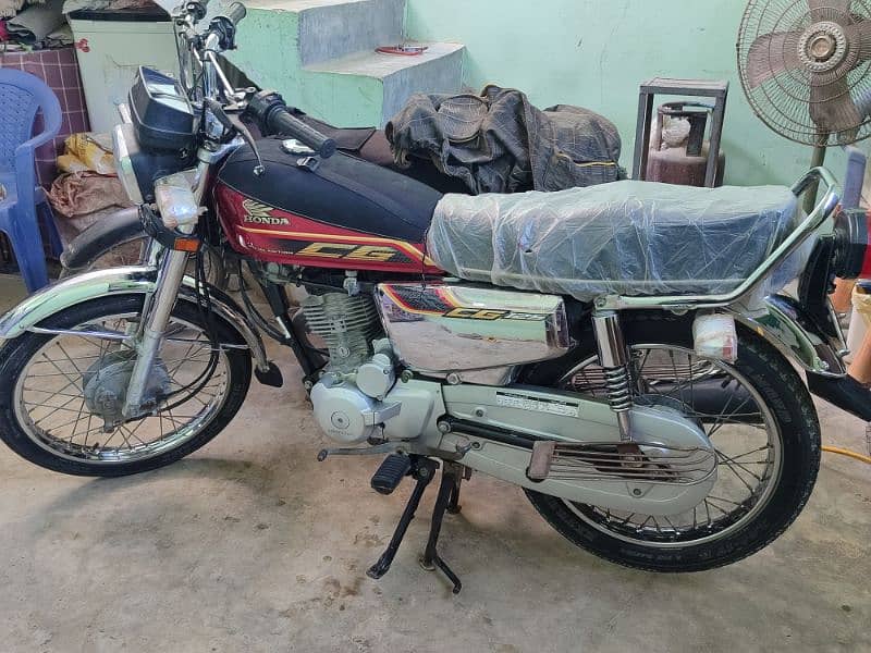 Honda 125 SE 5 Gear 3