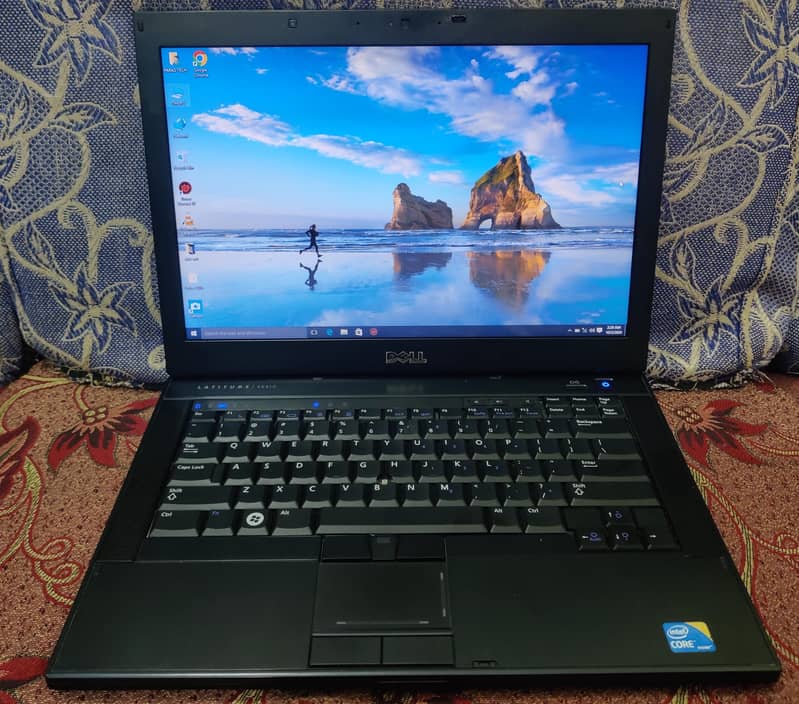 Dell's Laptop i5 4th generation 0