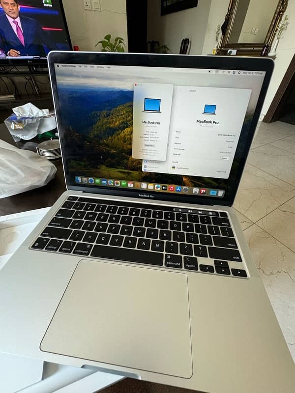 "MacBook Pro M2 (8GB RAM, 512GB SSD) - Like New Condition!" 5