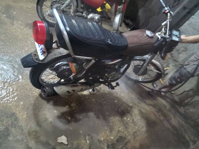 Honda Cg 125 2015 Sukkur 4