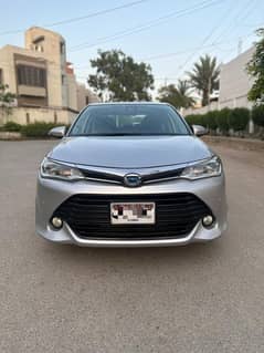 Toyota Corolla Axio 2016