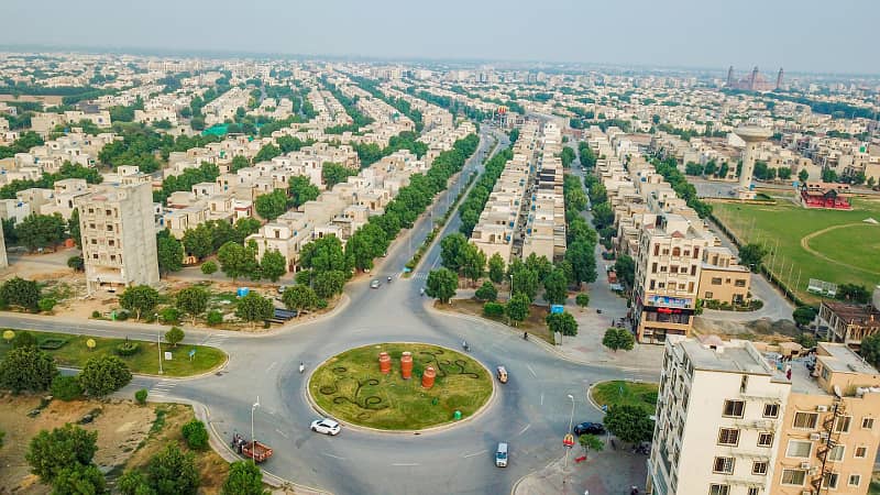 5 marla facing canal commercial plot for sale in bahria town sector D lahore 1