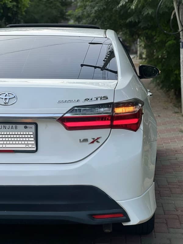 Toyota Corolla Altis 2021 6