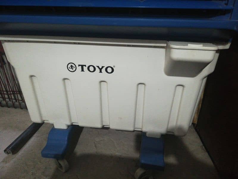 toyo iner room cooler 3 month use like Brand new 1