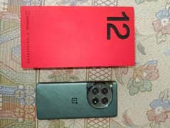 OnePlus 12, 16/512, Officially PTA Approved, 10/10, Flowy Emerald.