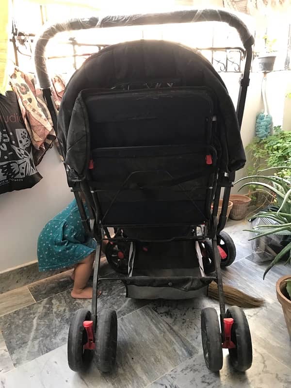 Baby care pram 7