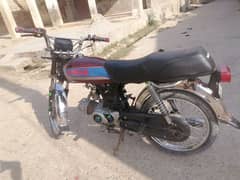 bike name teez raftar