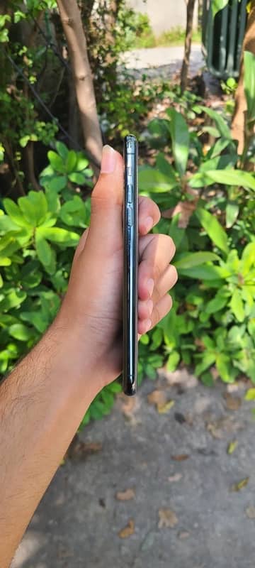 iPhone 11 Pro Max 512 GB 2