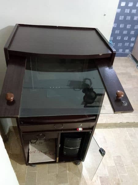 computer table for sell 11