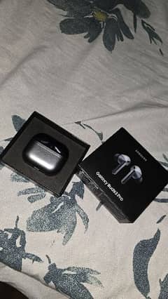 Samsung Galaxy Buds 3 Pro 0