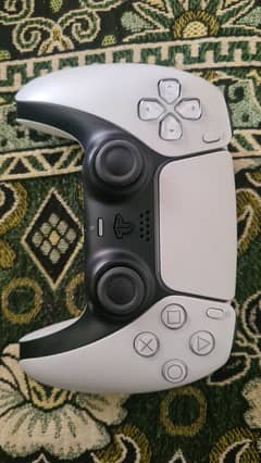 PS5 Controller Condition Almost New