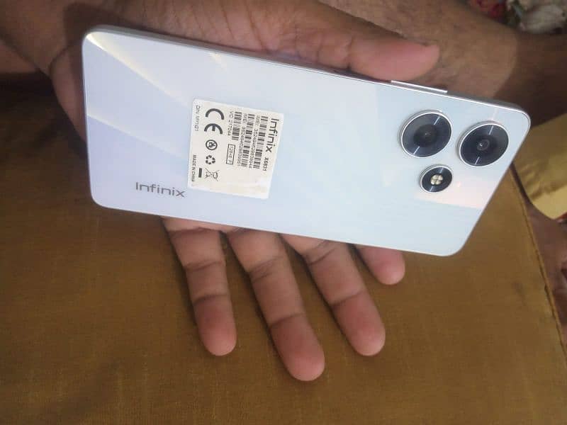 infinx hot 30 8+8 gb 128 gb b box charging sat h abi 3 mah ki warrnty 3