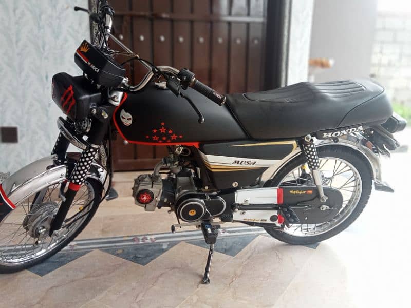 Honda c d 70 rabta nmbr 0,3,1,1,5,6,0,0,5,6,2 1