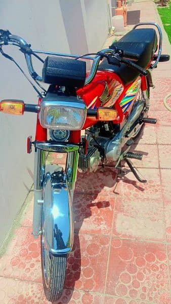 Honda c d 70 rabta nmbr 0,3,1,1,5,6,0,0,5,6,2 10