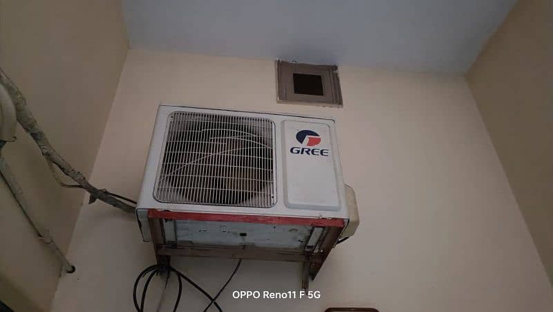 Gree ac on good working condition 2