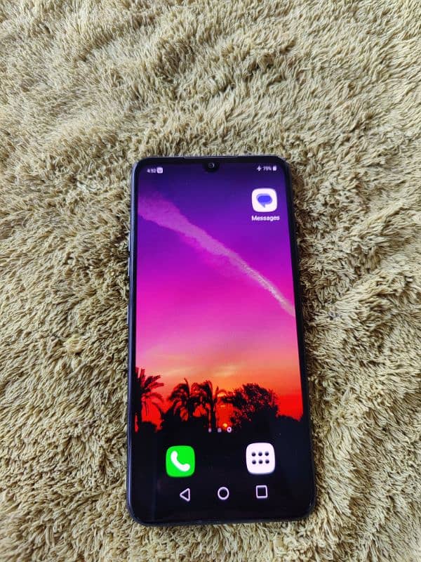 LG g8x thinq 6/128 non PTA he 8