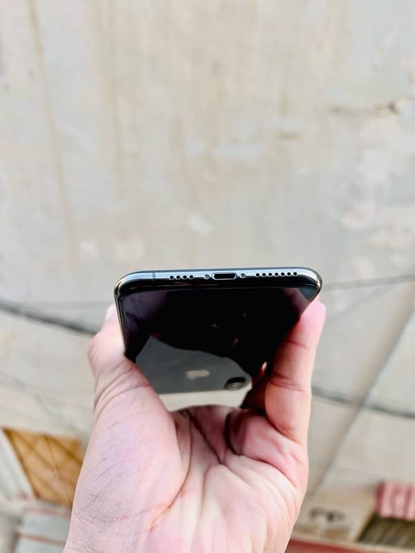 iPhone Xs Max 512Gb NON PTA FACTORY UNLOCK 7