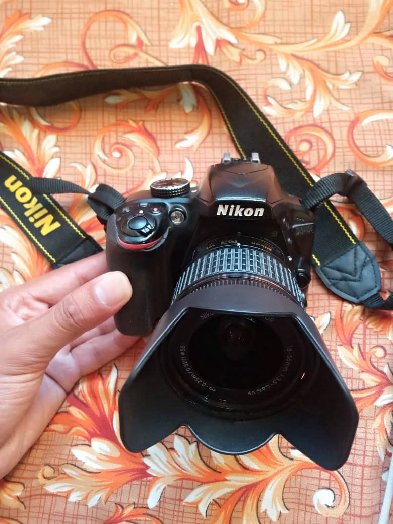 Nikon D3400 2