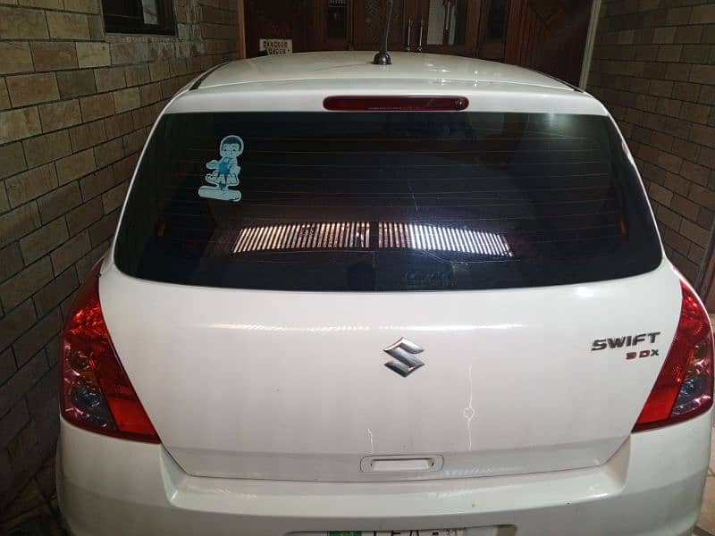 Suzuki Swift 2011 1