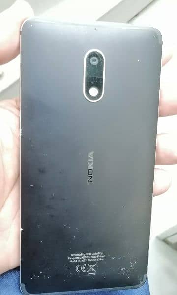 nokia 6. . . 32gb nonpta hy sim chal rahi hy 4