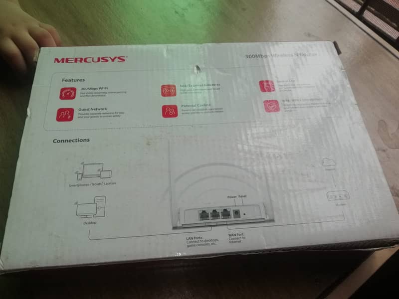 Mercusys Router for sale 8