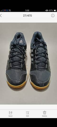 adidas badminton shoes size 8.5 uk. . . euro 42.5