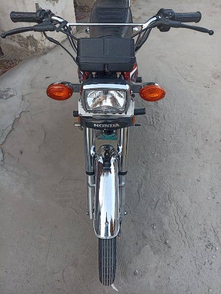 Honda 125 2023 model 03447700880 2