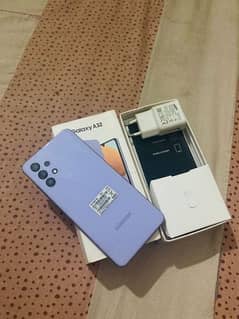 Samsung galaxy A32 6/128 with box and original charger