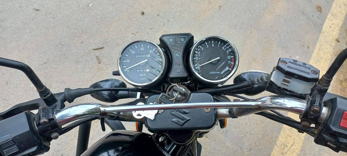 Suzuki GS 150 2019 Model 4