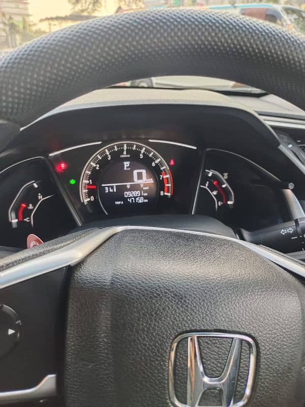 Honda Civic Oriel 2018 5