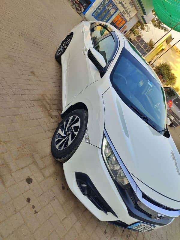 Honda Civic Oriel 2018 6