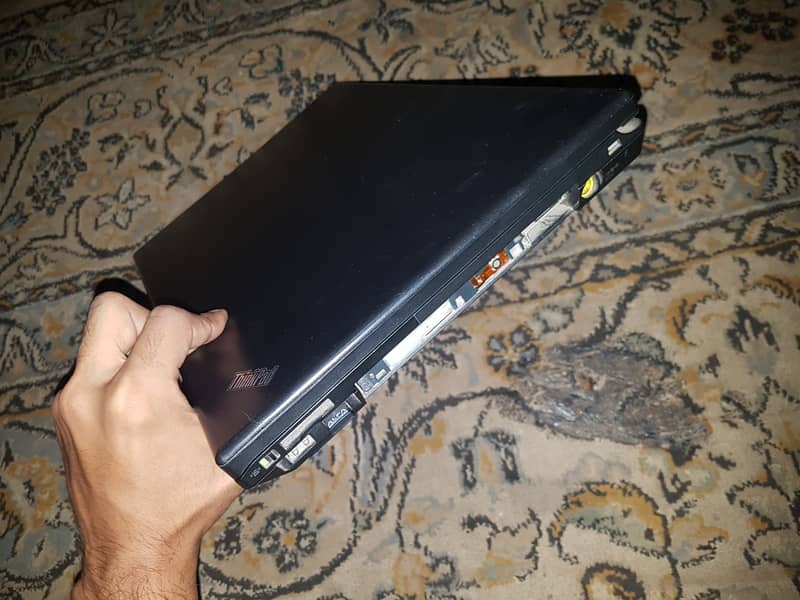 Lenovo Thinkpad L410 6