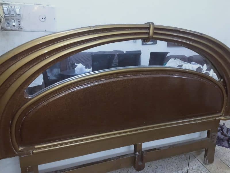 Deco Paint bed in good condition 2