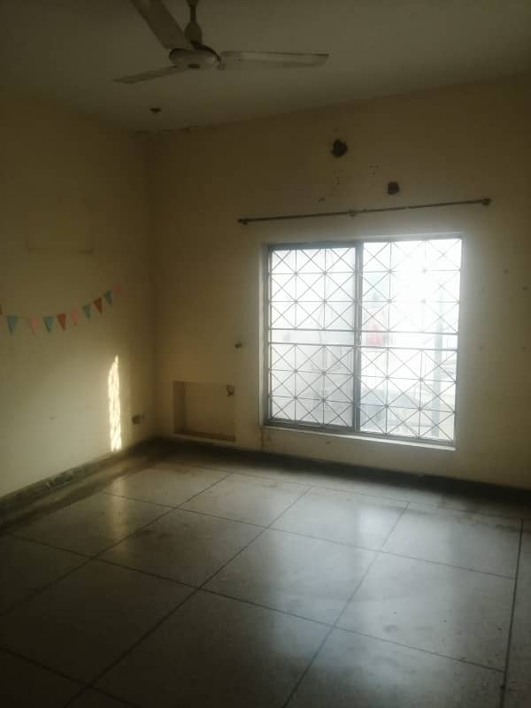 1 kanal upper portion for rent 4