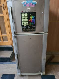 a dawlance full size refrigerator for sale