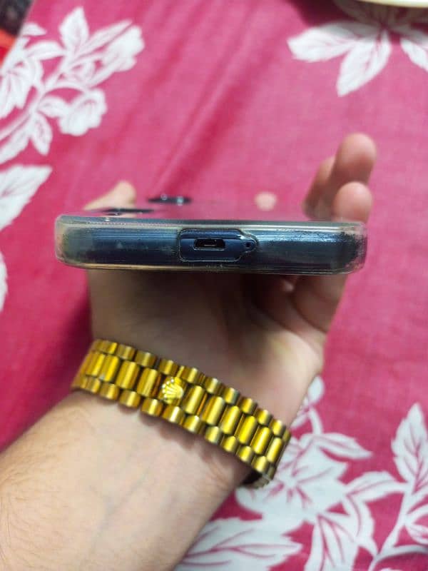 itel A48 phone good condition 3