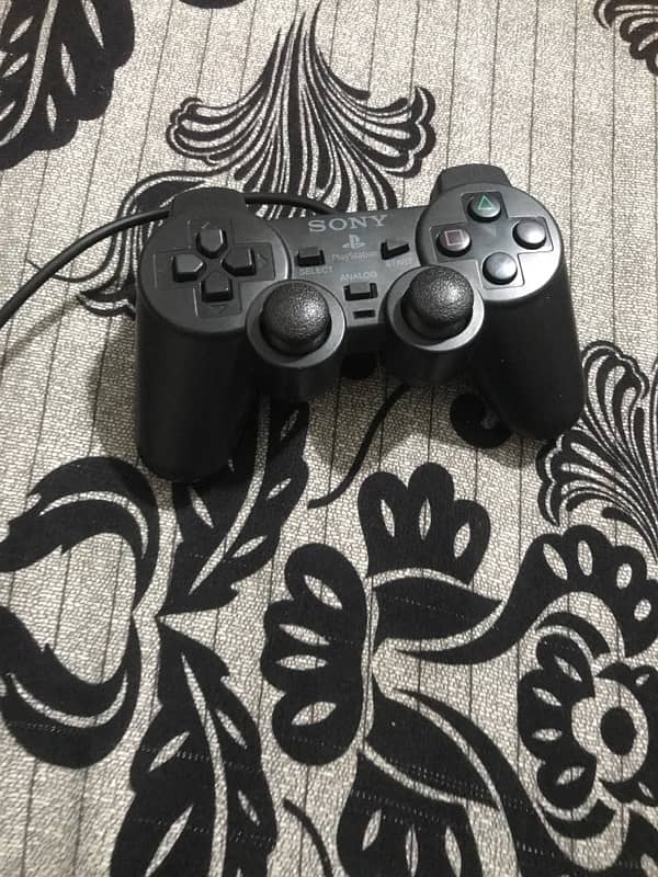 ps2 with 8mb memory card 2 controllers 8