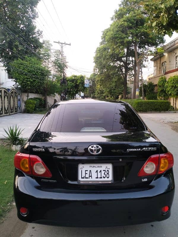 Toyota Corolla Altis 2010 5