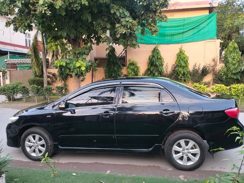 Toyota Corolla Altis 2010 6